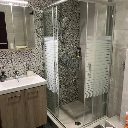 Othonos 10 Str. Apartment. *