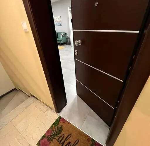 Othonos 10 Str. Apartment. Διαμέρισμα *